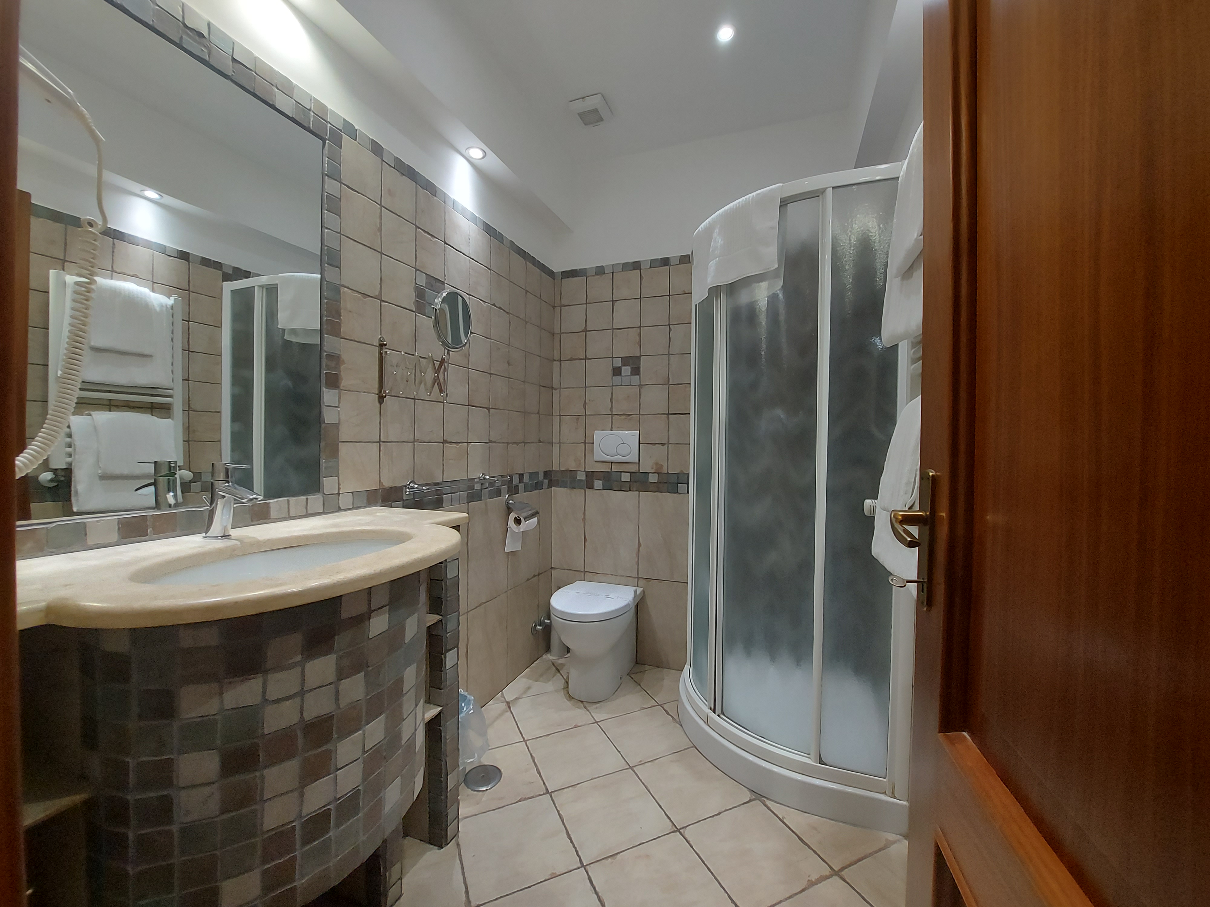 Annex Bath Room | Basilio 55 Rome